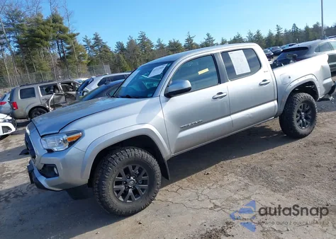 2022 Toyota Tacoma Sr5 V6 z USA, uszkodzony, nr VIN 3TYCZ5AN2NT096782